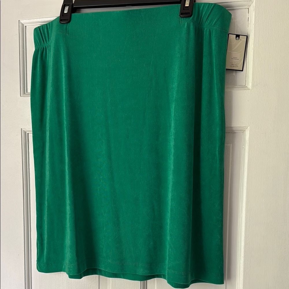 Dana Buchman Green Pencil Skirt Knee-Length Casual